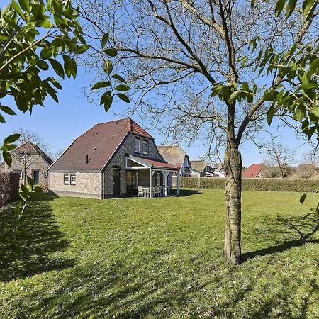 In Limburg With Private Sauna Villa